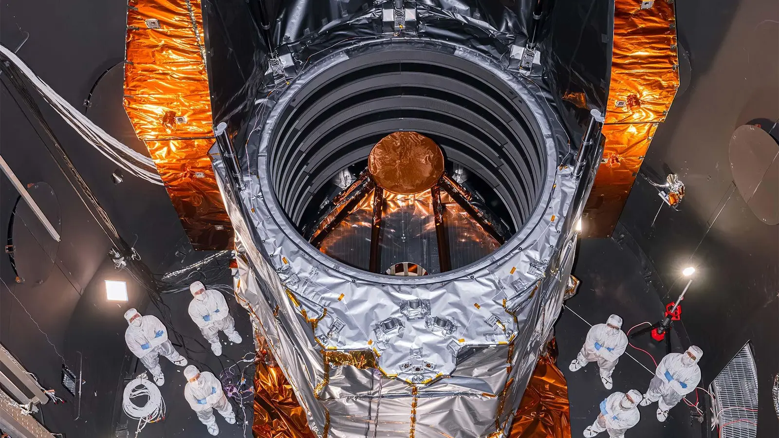 NASA Roman teleskopo pirmieji šviesos vaizdai erdvėje